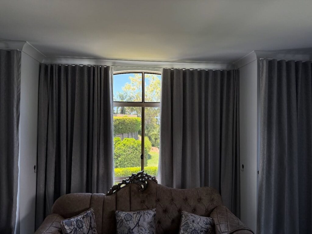 Atlas Blindand Curtains